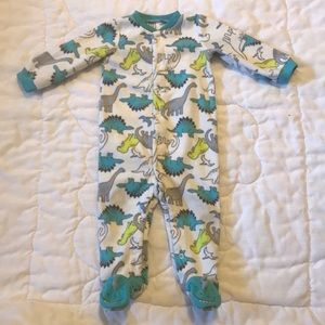 Carter’s dinosaur 🦕 footed sleeper